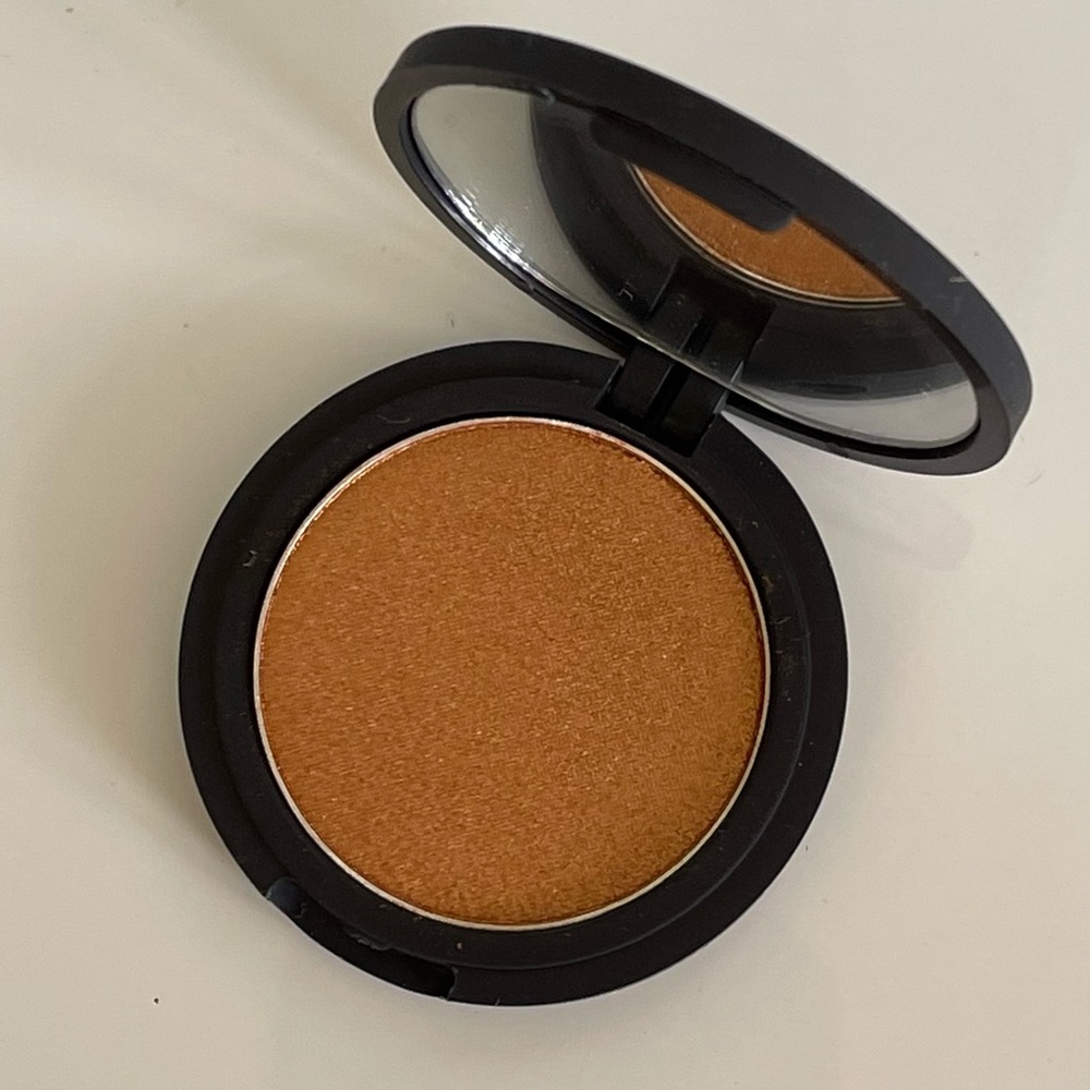Le Metier de Beaute Nutmeg True Colour Eye Shadow